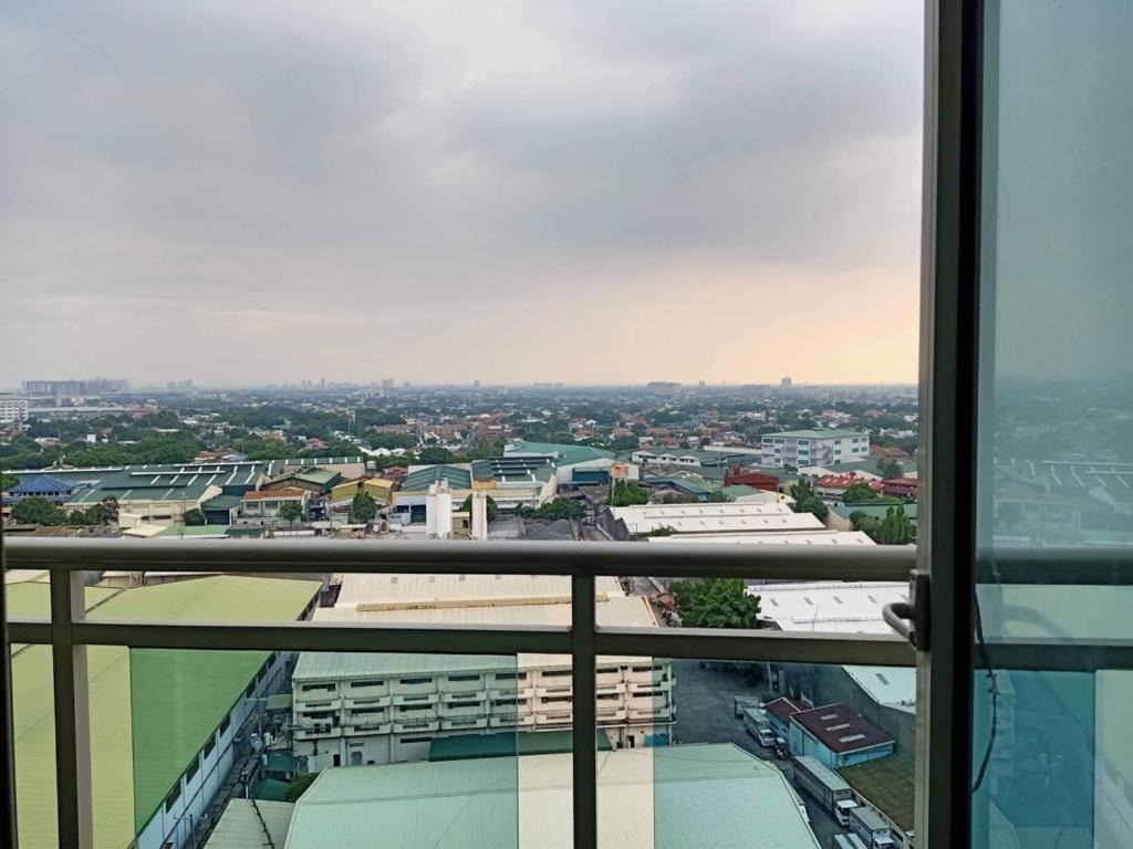 Azure Urban Resort With Wifi And Netflix Pasay Exterior foto